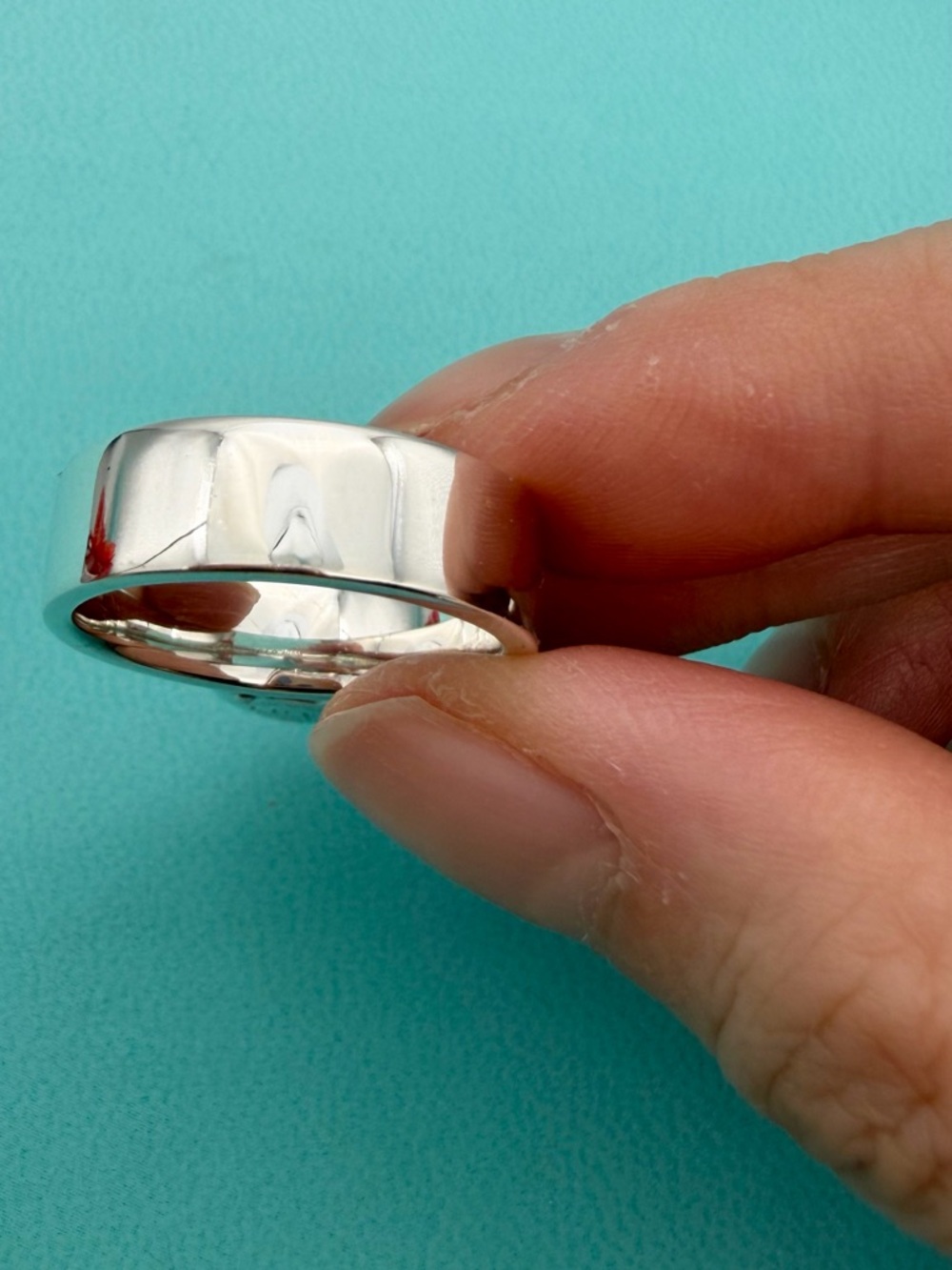 Tiffany & Co size 8.25 Return to Love rtt lock dangle ring - Picture 10 of 12